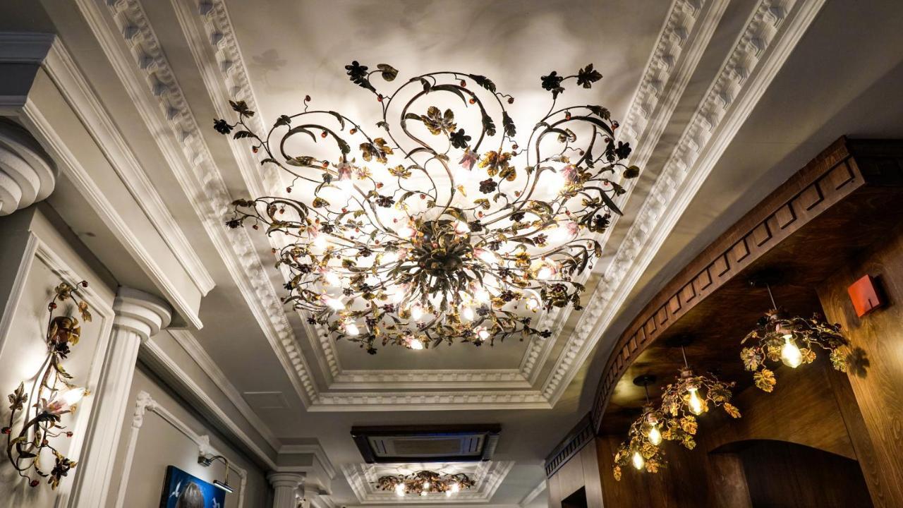 Arach Hotel Harbiye อิสตันบูล ภายนอก รูปภาพ