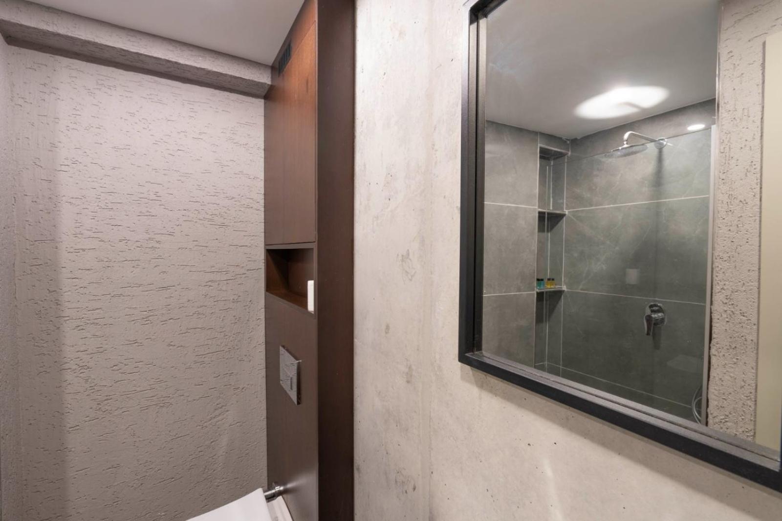 Arach Hotel Harbiye อิสตันบูล ภายนอก รูปภาพ
